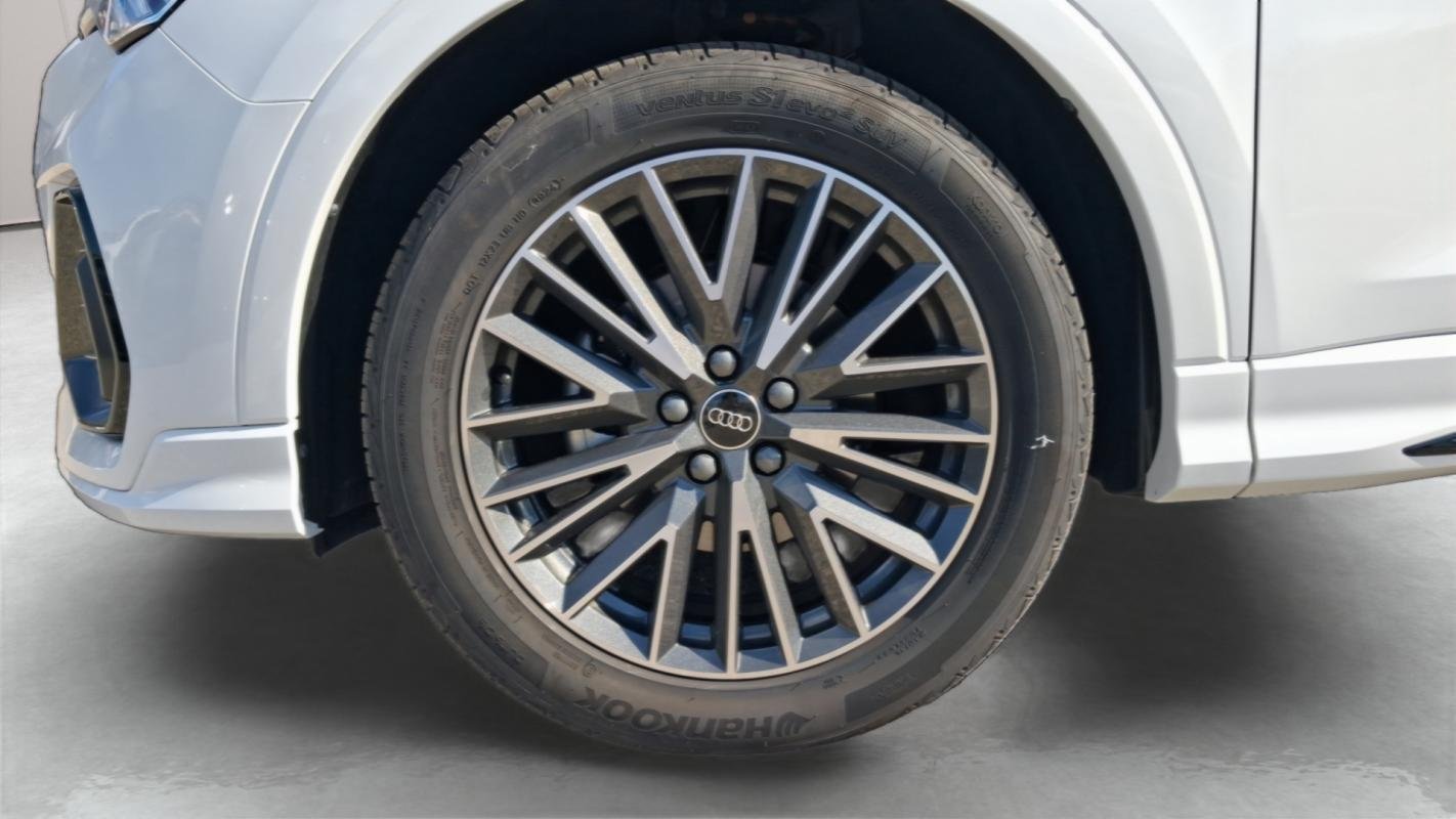 Audi Q3 - Photo 9