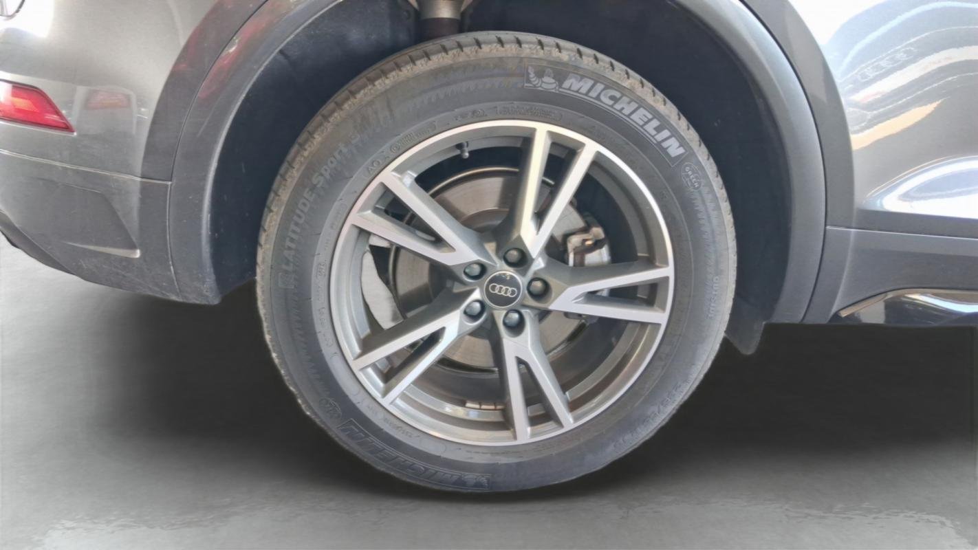 Audi Q5 - Photo 12