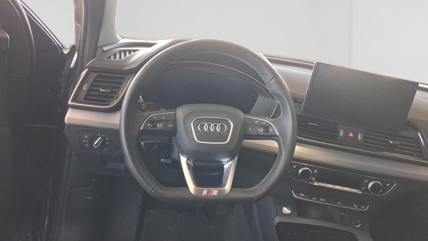 Audi Q5 - Photo 13
