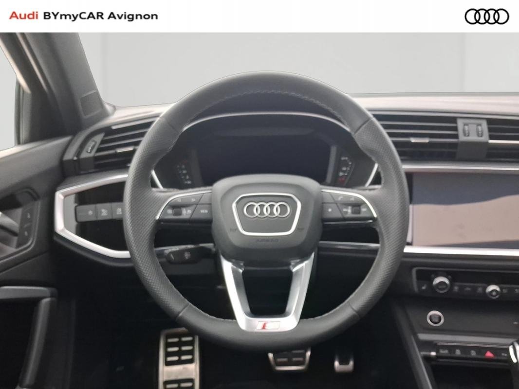 Audi Q3 Sportback - Photo 13
