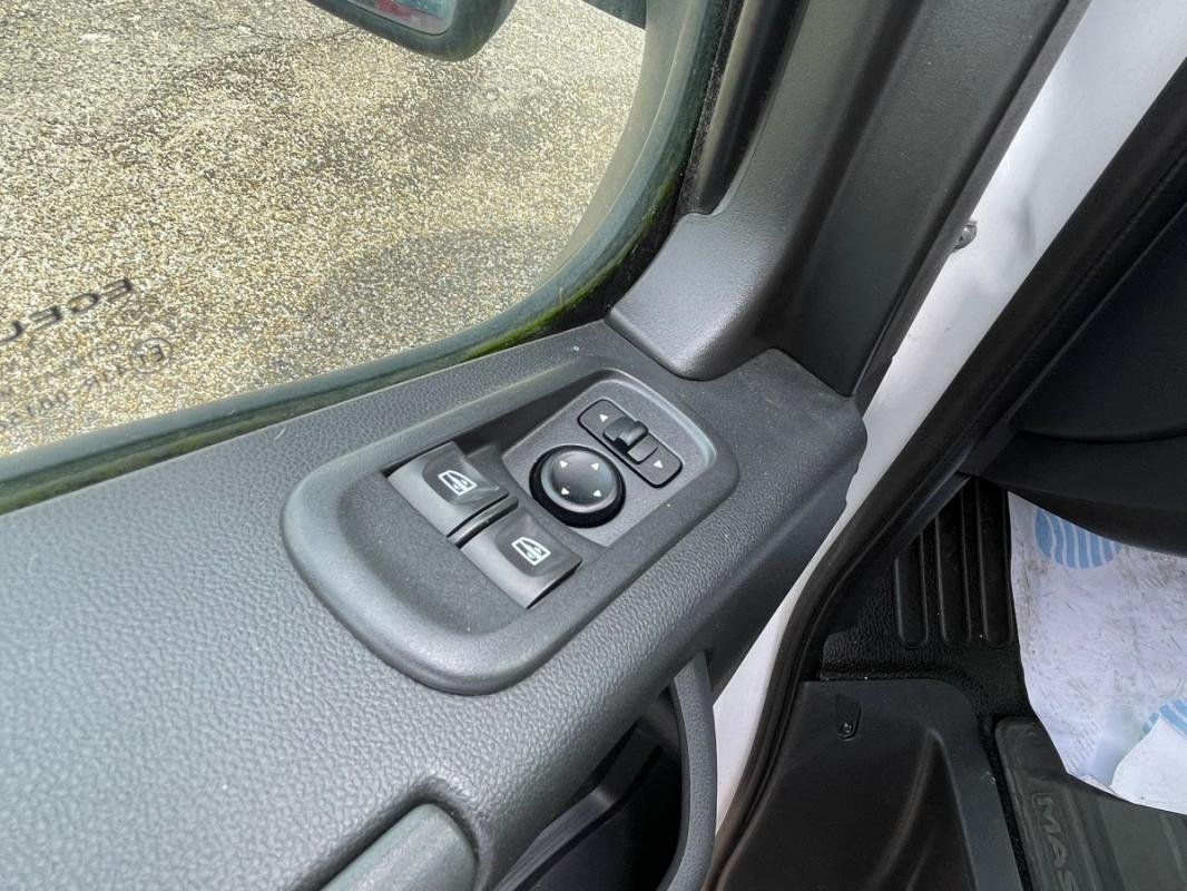 Renault Master - Photo 21