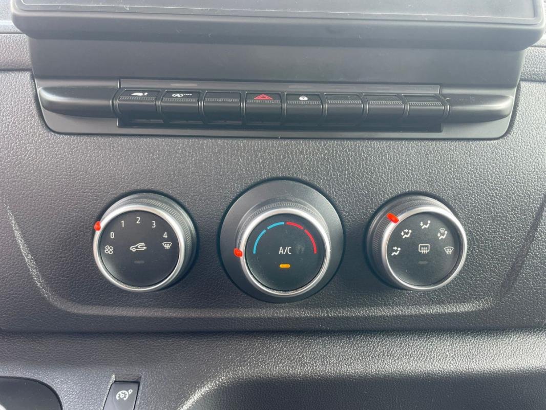 Renault Master - Photo 31