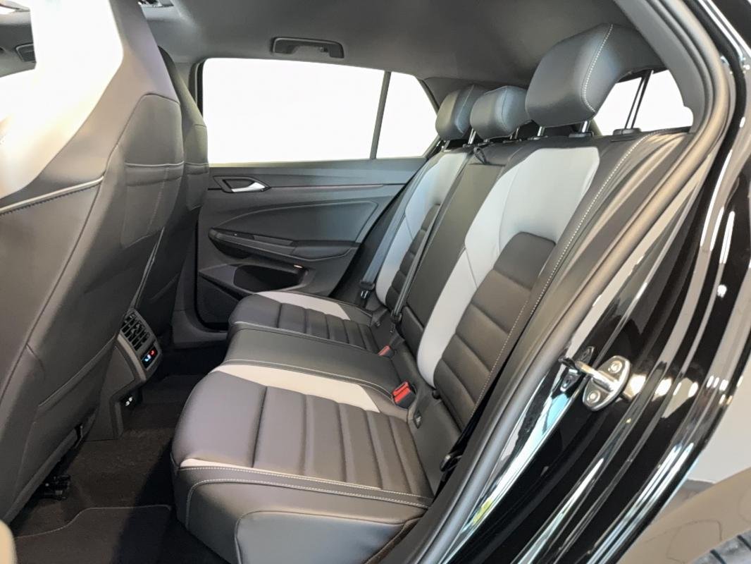 Volkswagen Golf - Photo 20