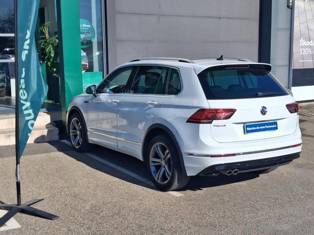 Volkswagen Tiguan - Photo 3