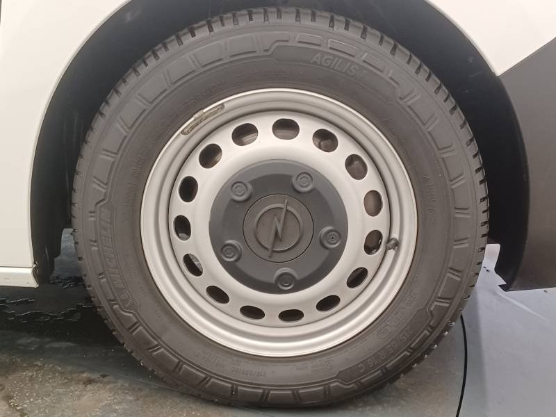 Opel Vivaro - Photo 12