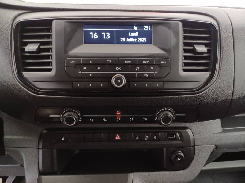 Opel Vivaro - Photo 21