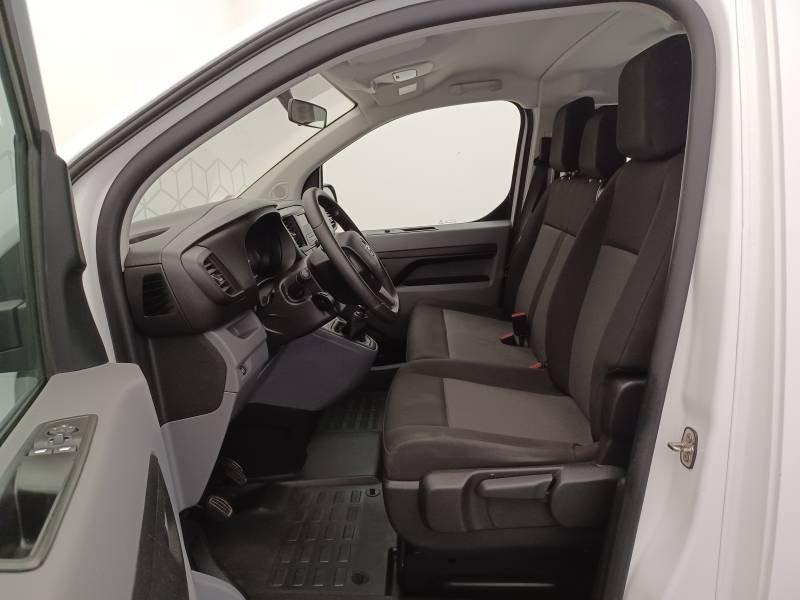 Opel Vivaro - Photo 22