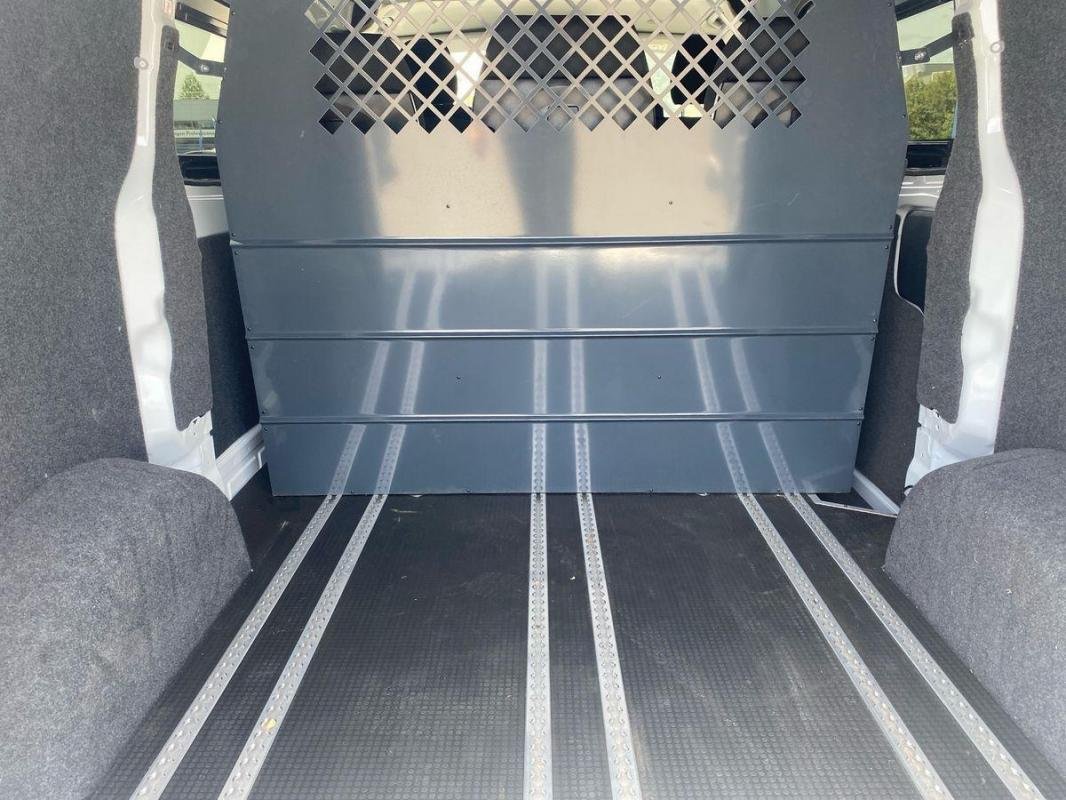 Volkswagen Transporter - Photo 31