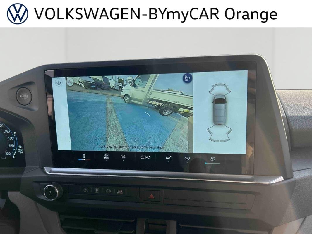 Volkswagen Transporter - Photo 12
