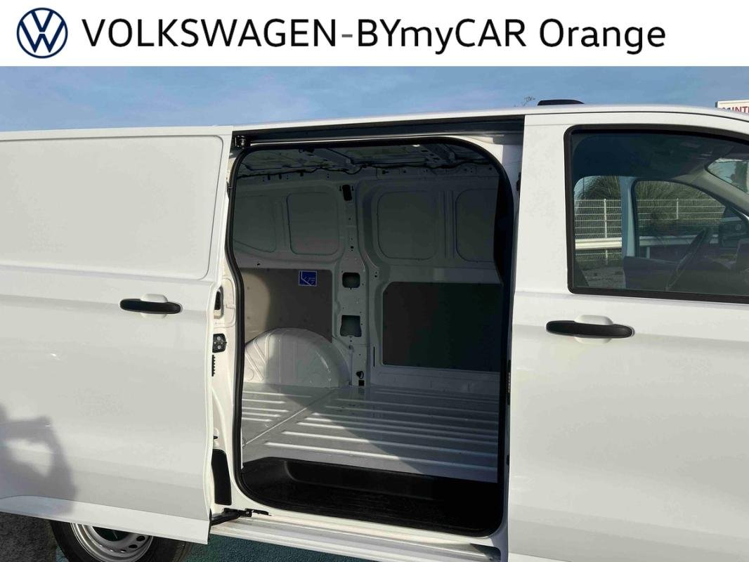 Volkswagen Transporter - Photo 15