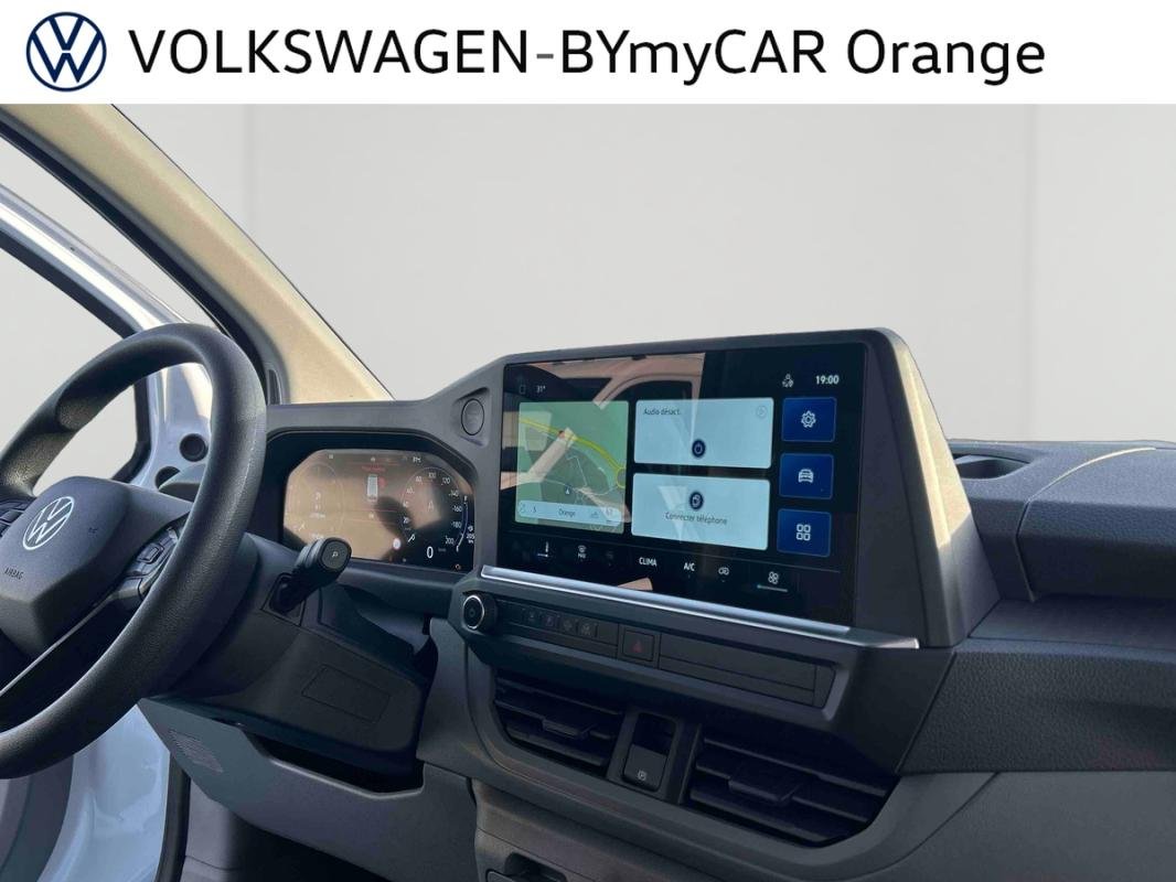 Volkswagen Transporter - Photo 19