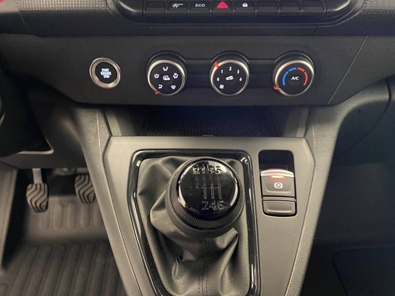 Nissan Townstar - Photo 17