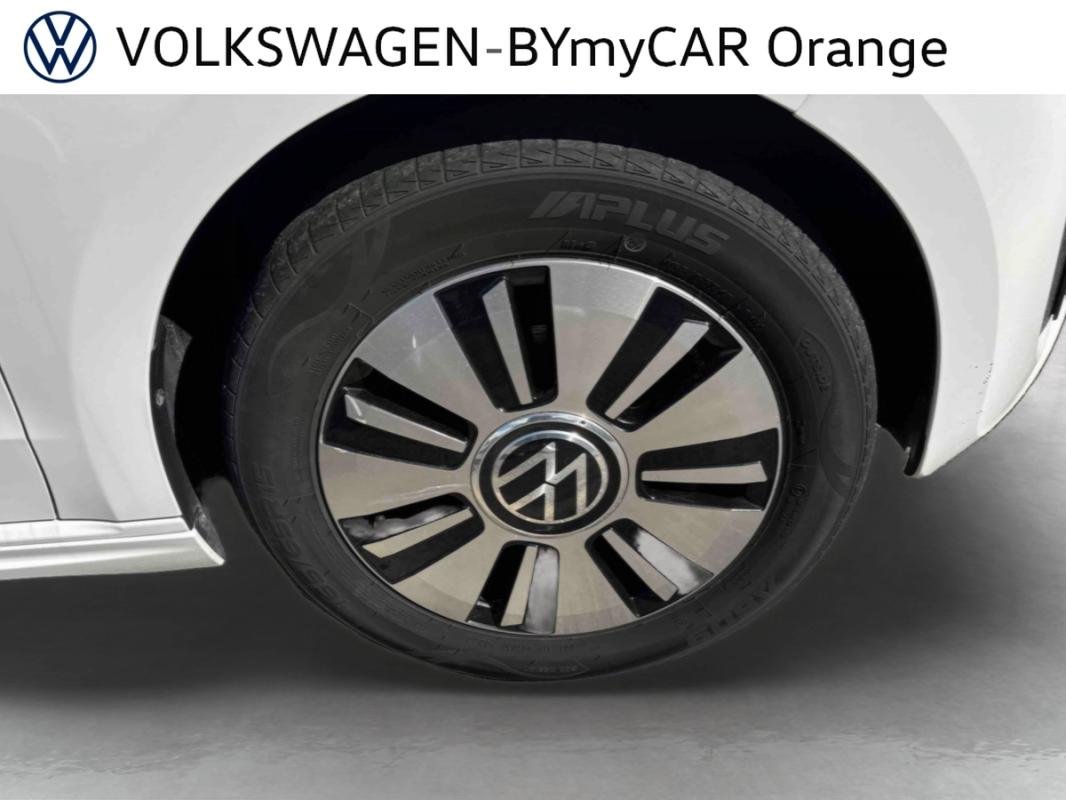 Volkswagen E-Up! - Photo 11