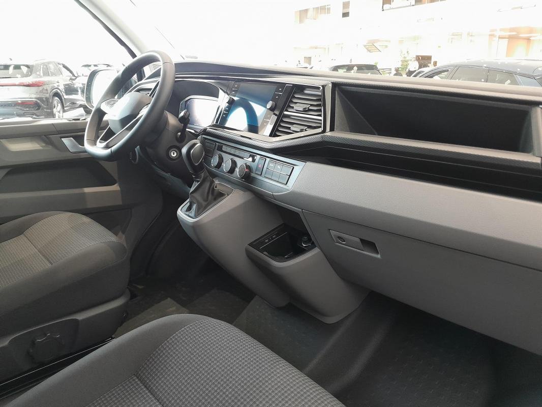 Volkswagen Transporter - Photo 14