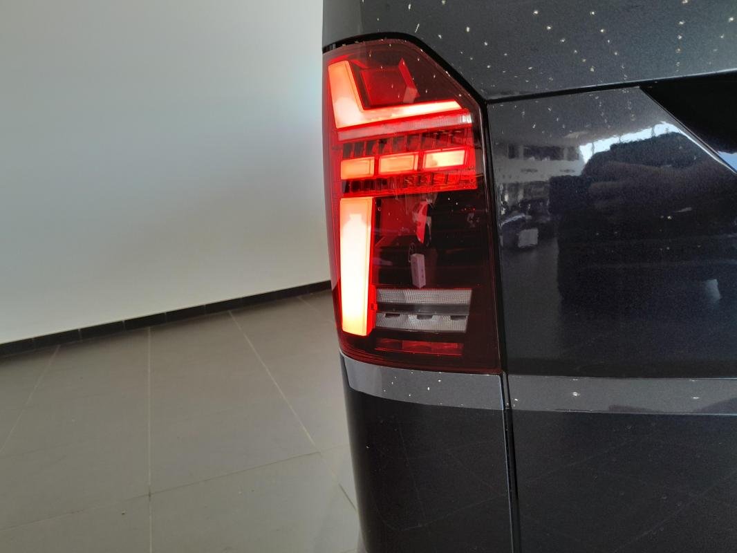 Volkswagen Transporter - Photo 20