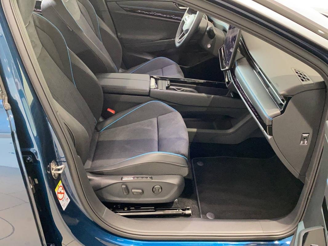 Volkswagen ID.7 - Photo 11