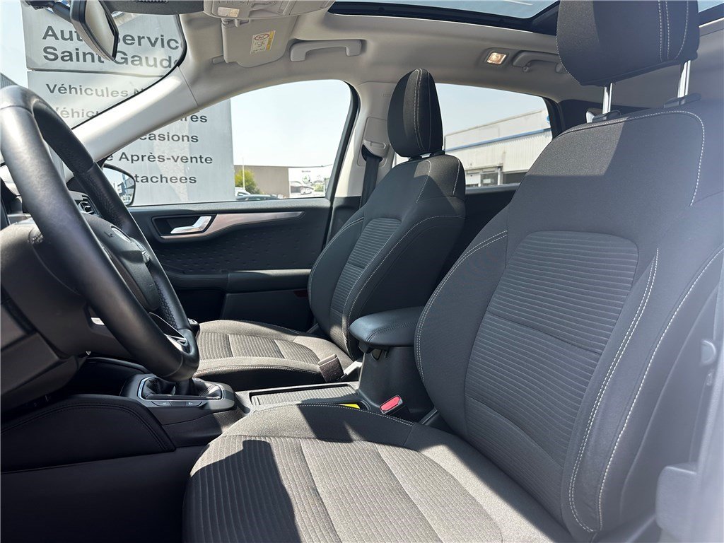 Ford Kuga - Photo 12