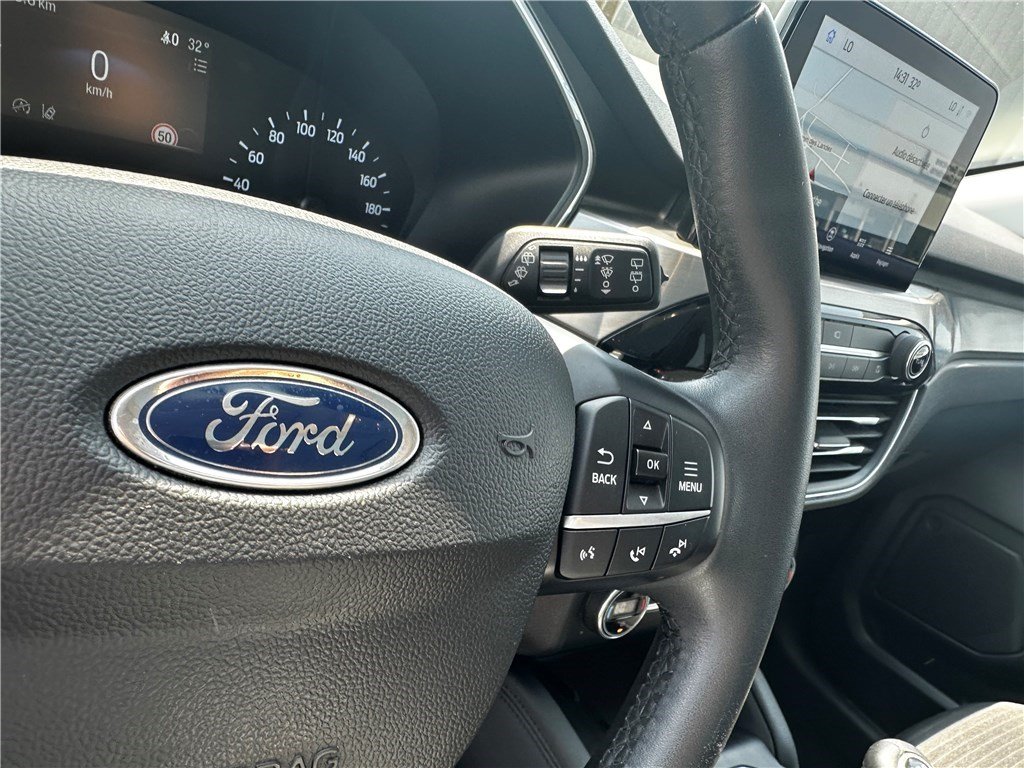 Ford Kuga - Photo 15