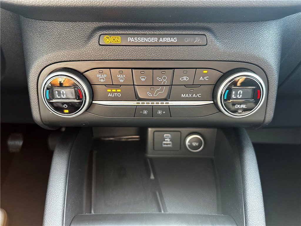 Ford Kuga - Photo 20