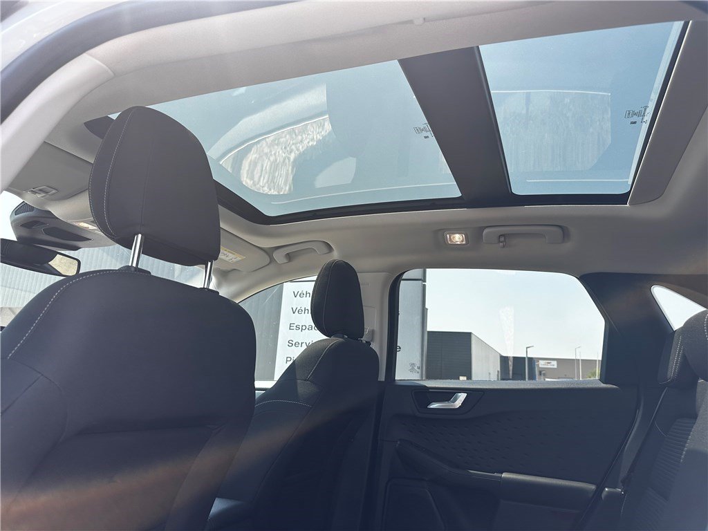 Ford Kuga - Photo 9