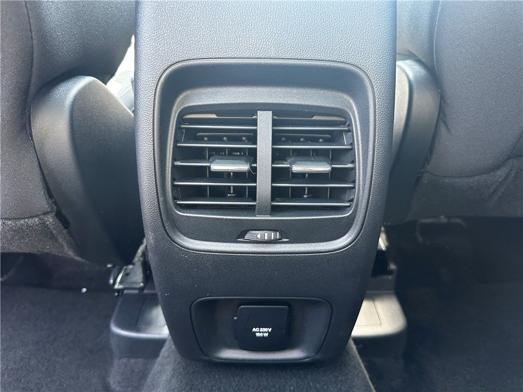 Ford Kuga - Photo 10