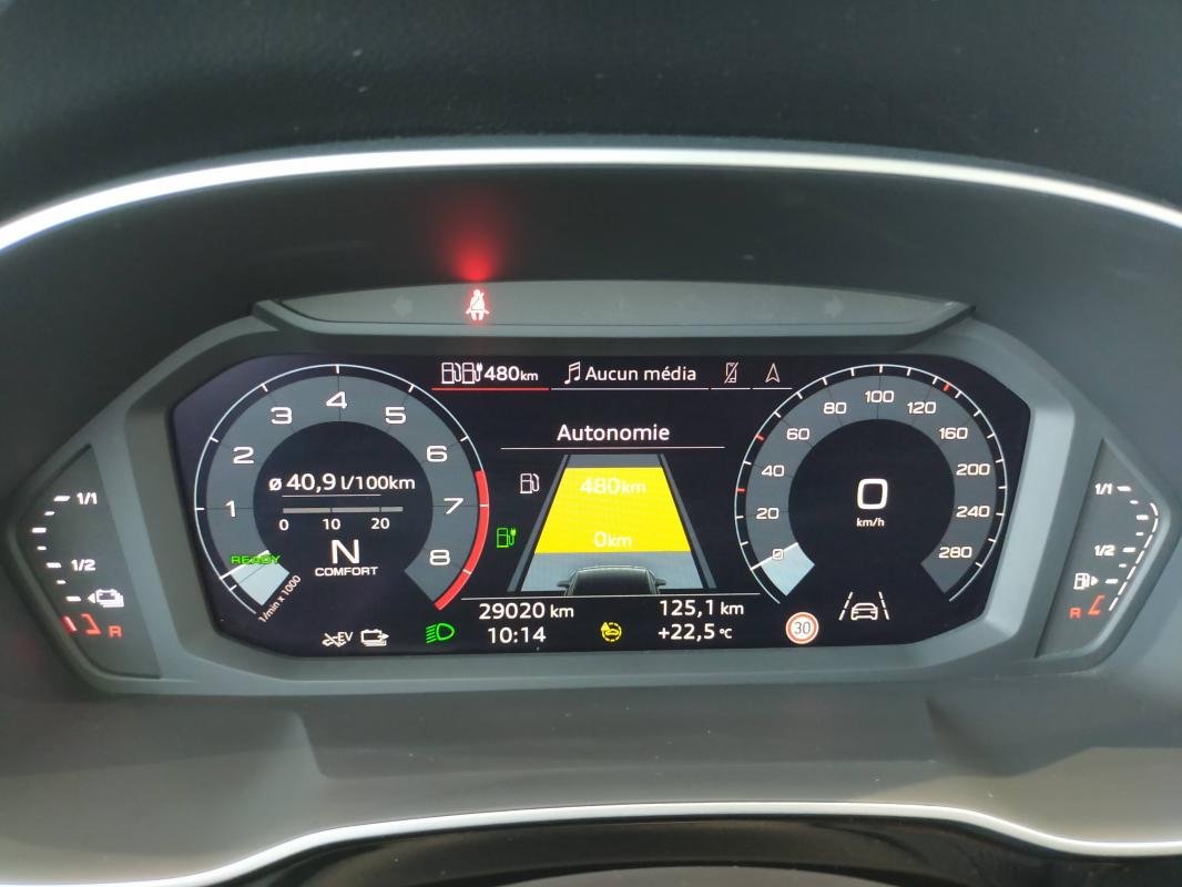 Audi Q3 - Photo 13