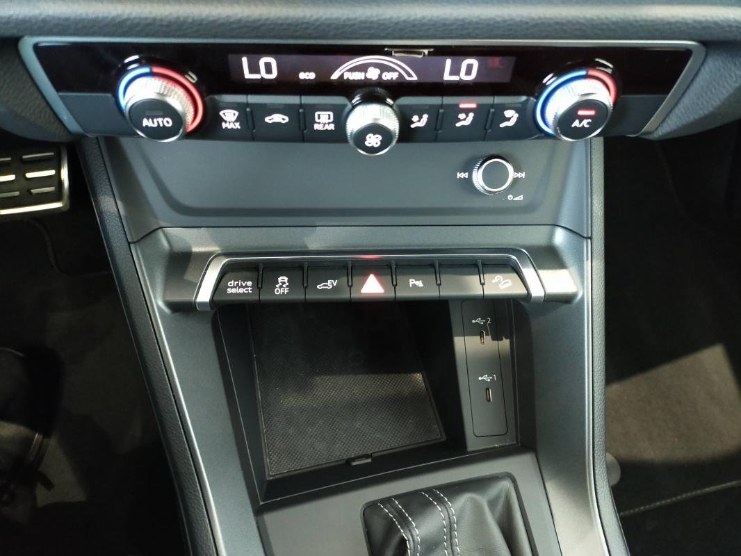 Audi Q3 - Photo 14