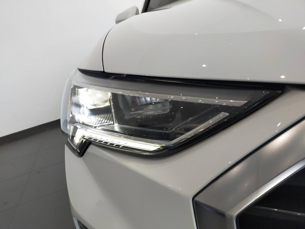 Audi Q3 - Photo 22
