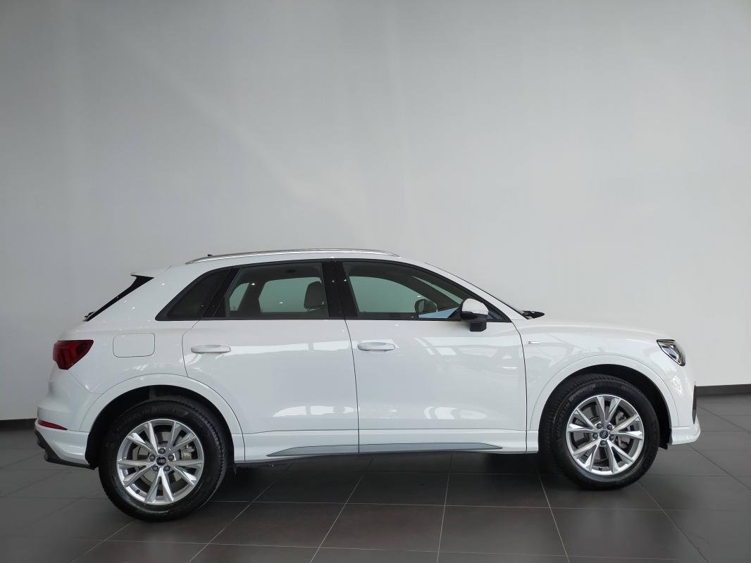 Audi Q3 - Photo 4