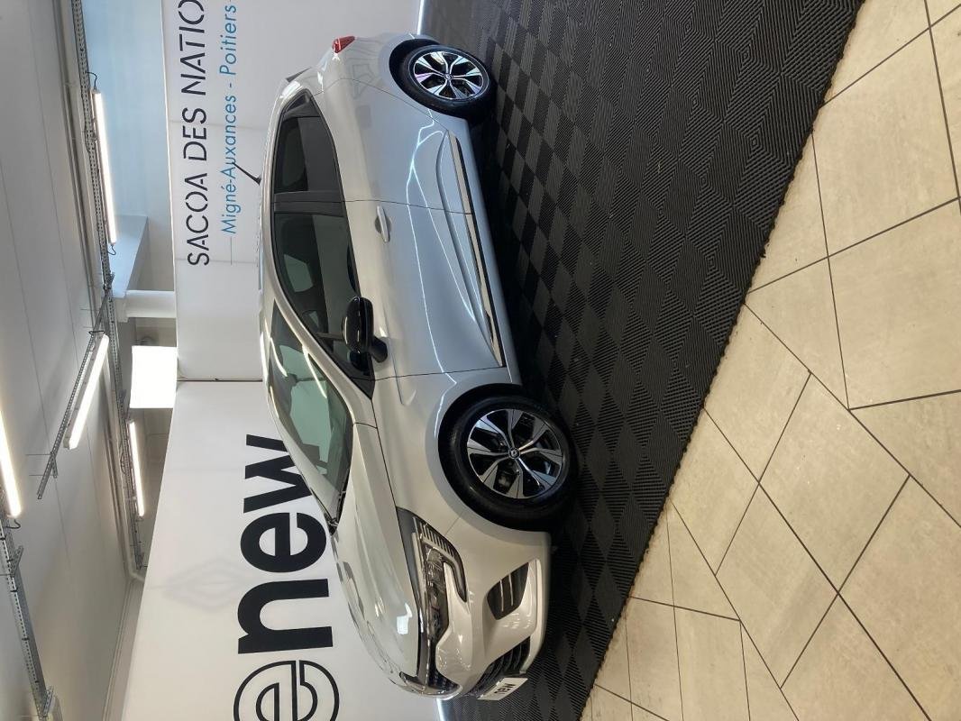 Renault Clio - Photo 11