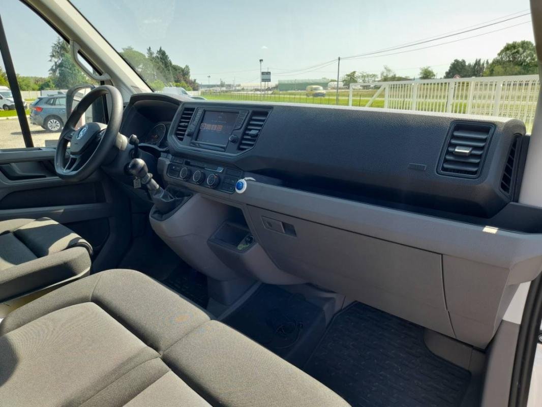 Volkswagen Crafter - Photo 12