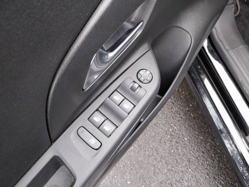 Opel Corsa - Photo 16