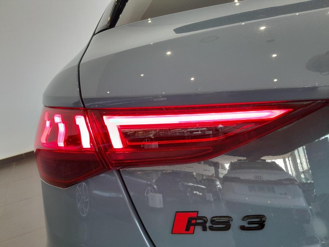 Audi RS3 Sportback - Photo 7