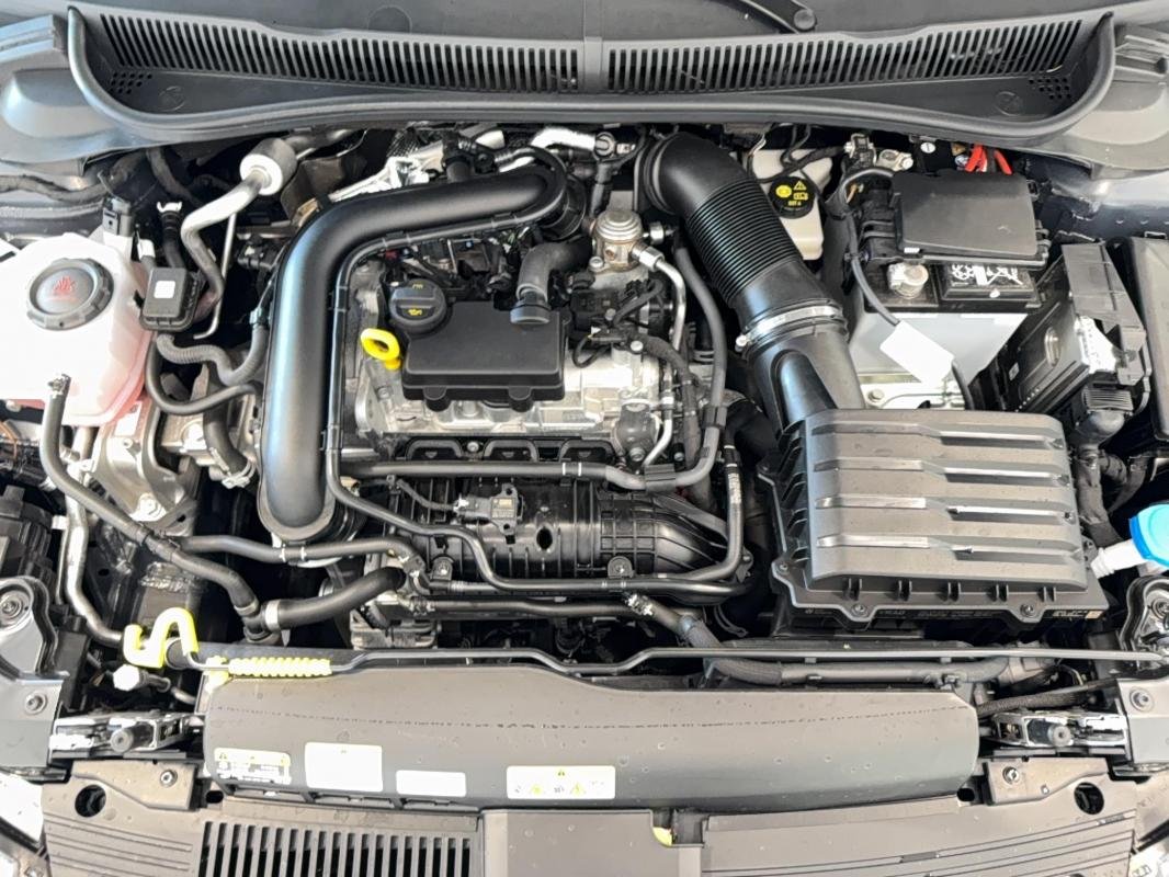 Volkswagen Polo - Photo 22