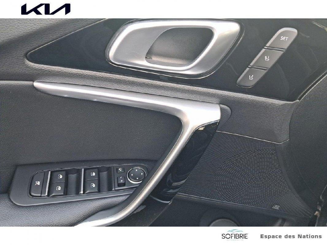 Kia ProCeed - Photo 19