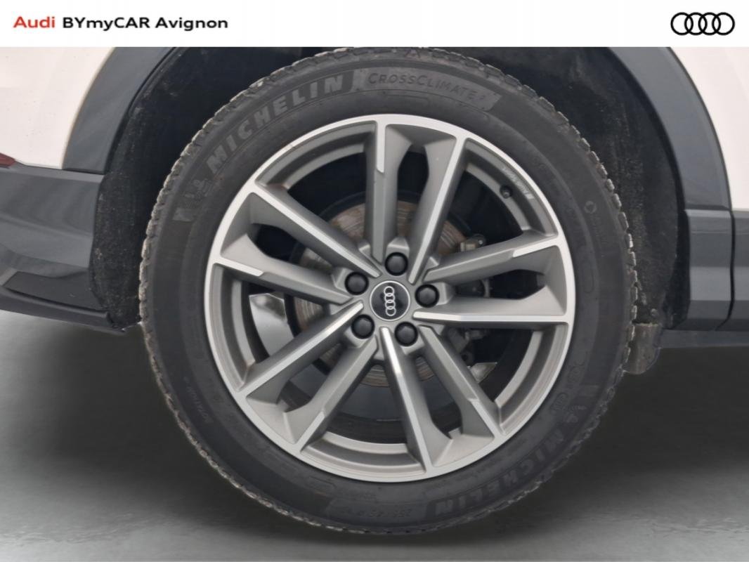 Audi Q3 - Photo 11