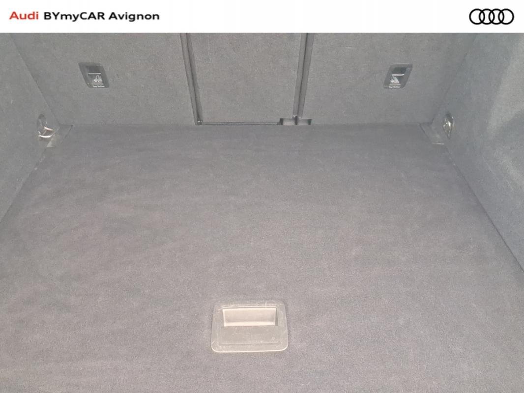 Audi Q3 - Photo 21