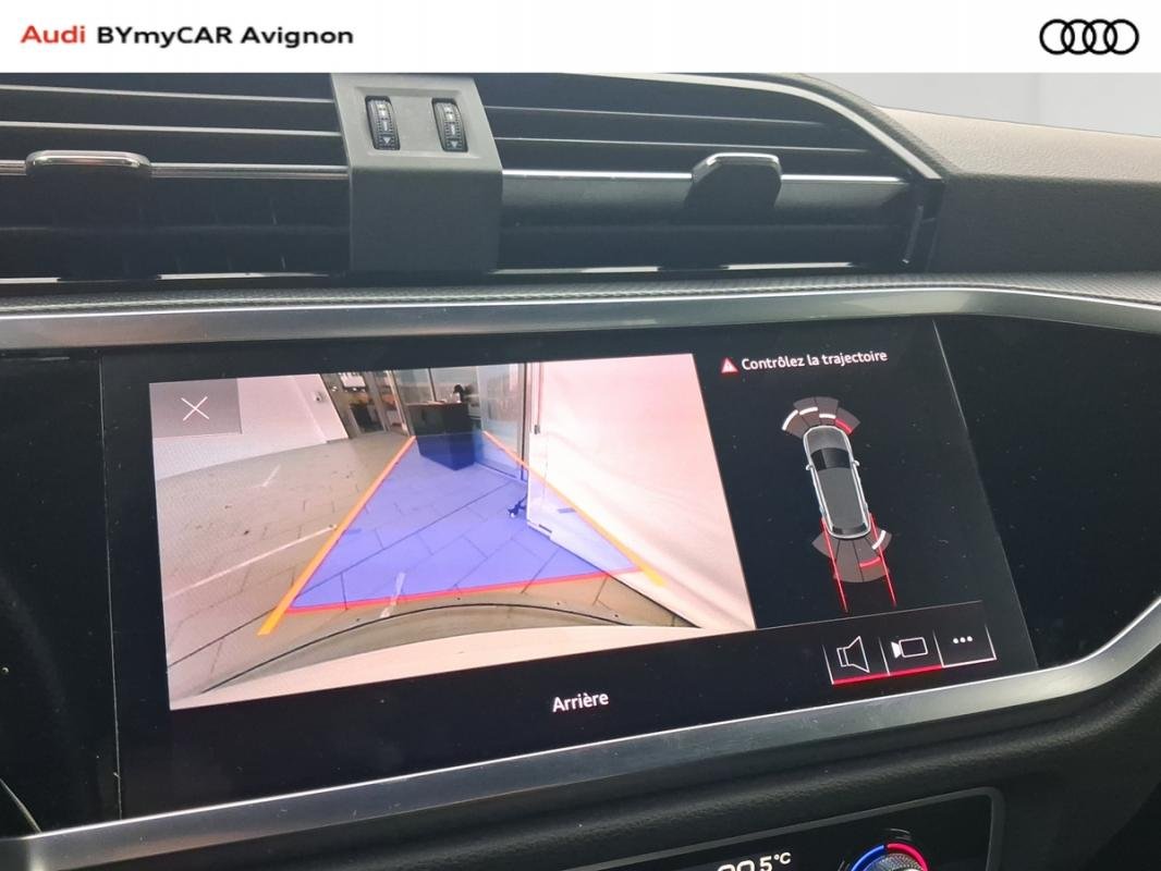 Audi Q3 - Photo 28