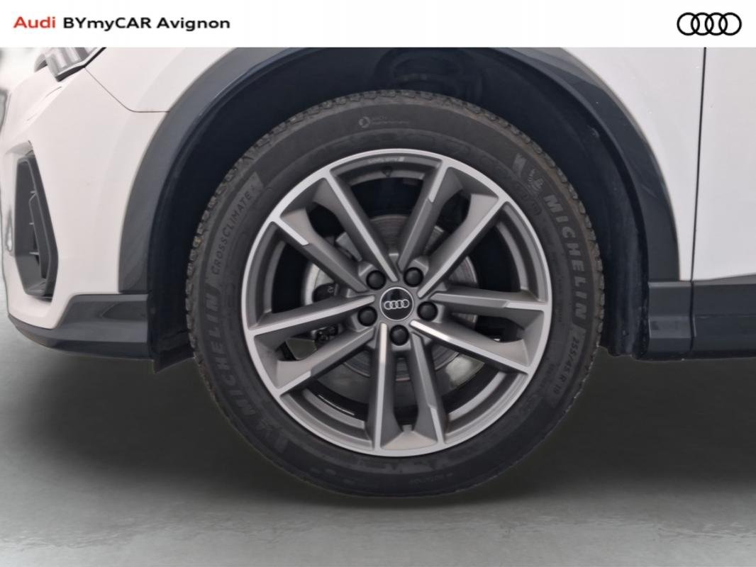 Audi Q3 - Photo 9
