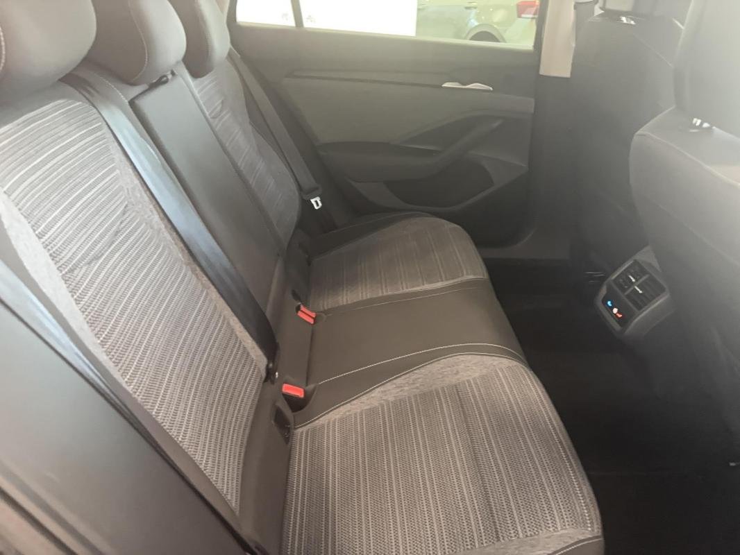 Skoda Superb Combi - Photo 12