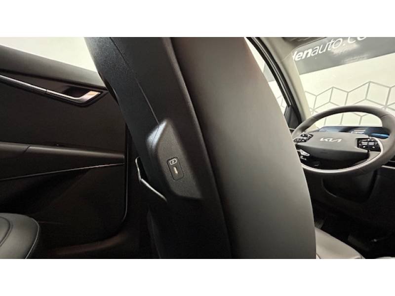 Kia Niro - Photo 17