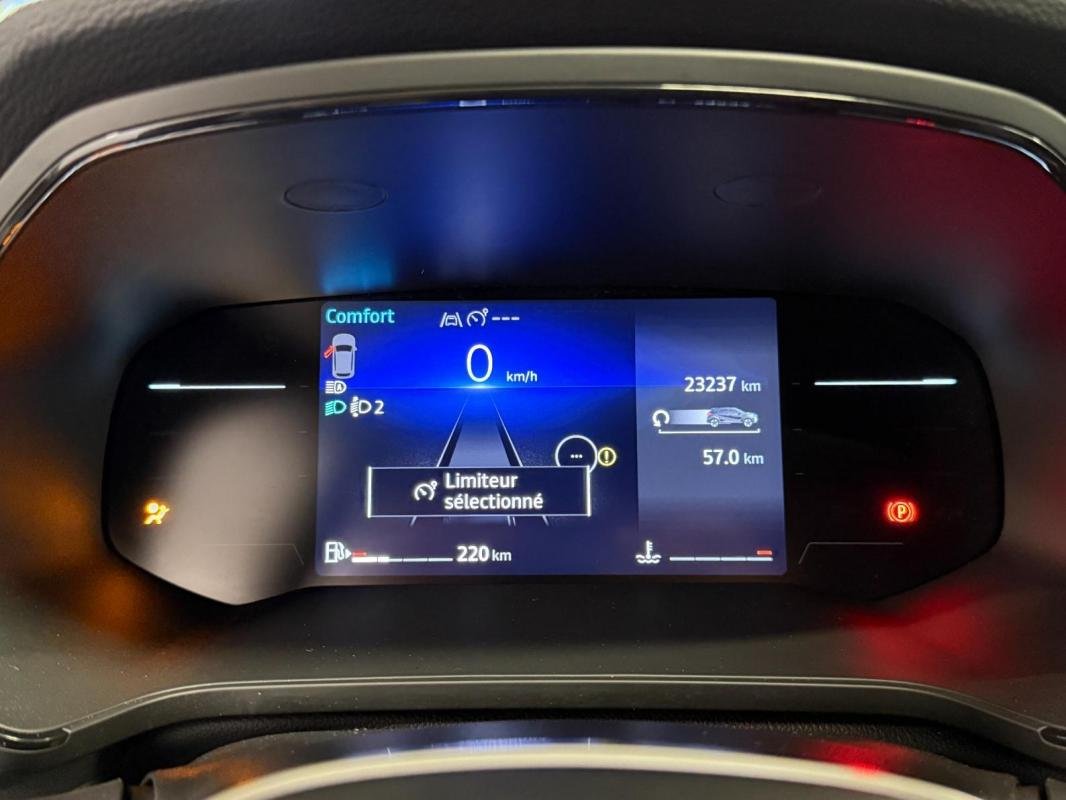 Renault Captur - Photo 10