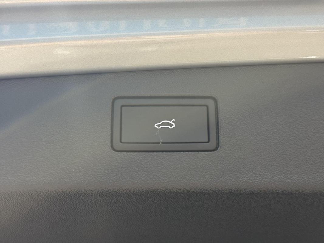 Volkswagen Tiguan - Photo 24