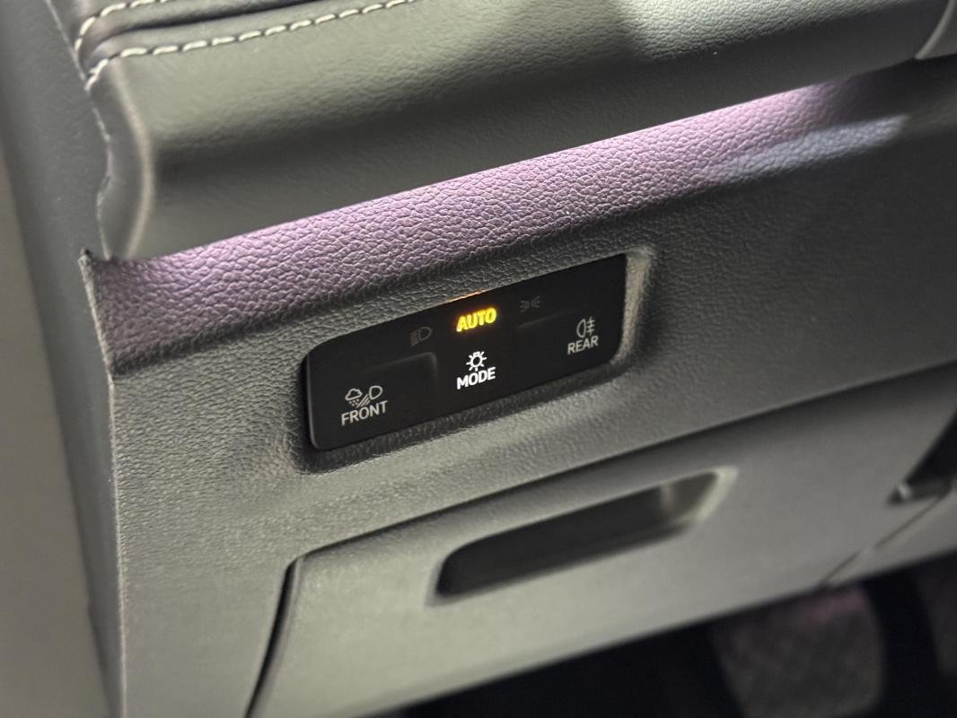 Volkswagen Tiguan - Photo 30