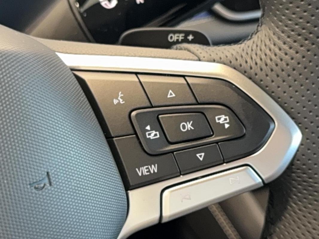 Volkswagen Tiguan - Photo 12