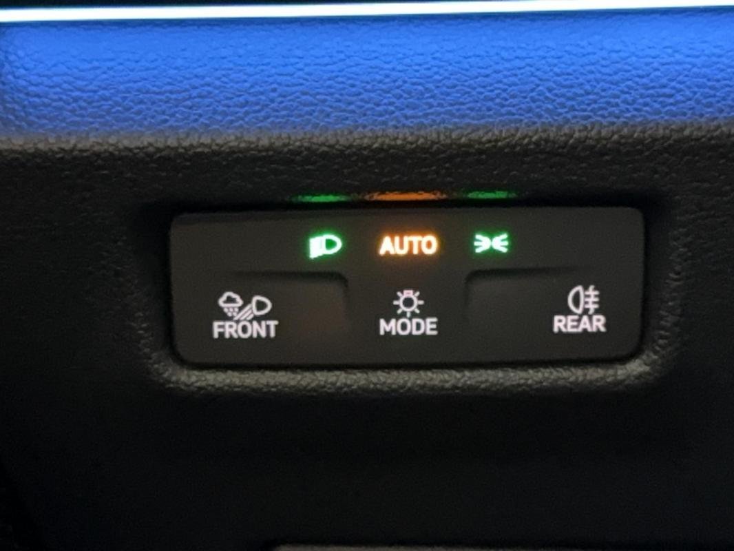 Volkswagen Tiguan - Photo 10