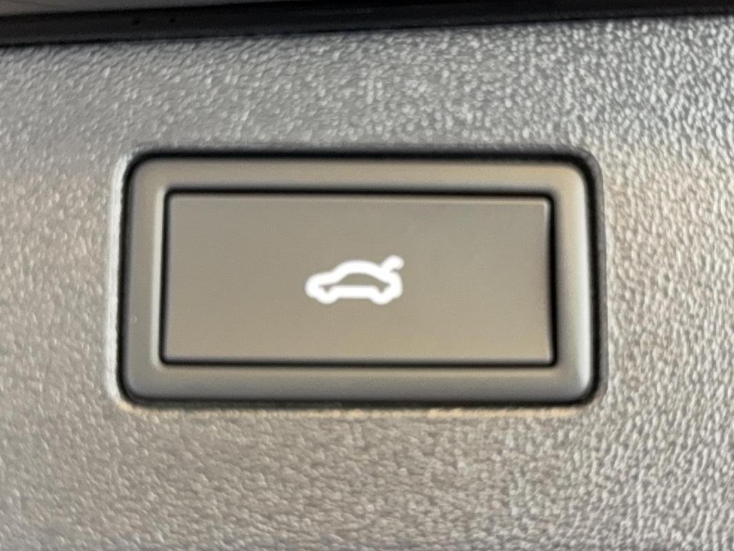 Volkswagen Tiguan - Photo 22