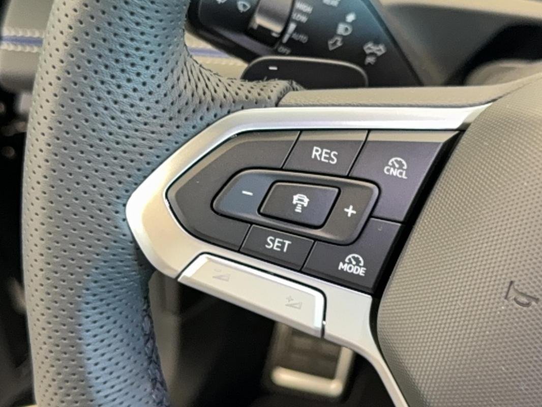 Volkswagen Tiguan - Photo 9