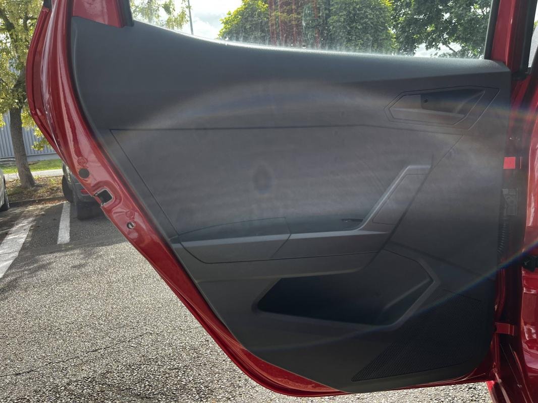 Seat Ibiza - Photo 12