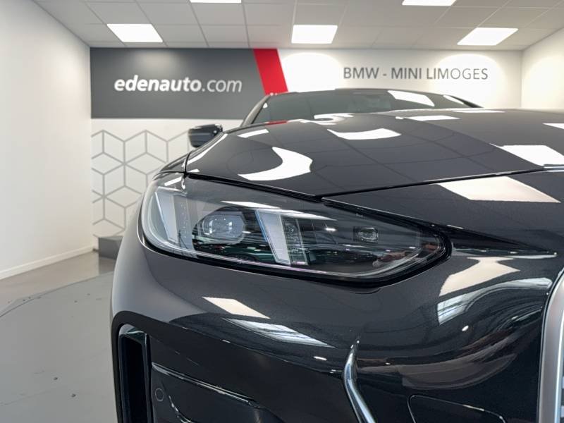 BMW i4 - Photo 17